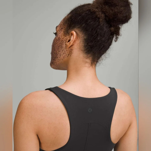 Lululemon in still Tank Top - Picture 5 of 13